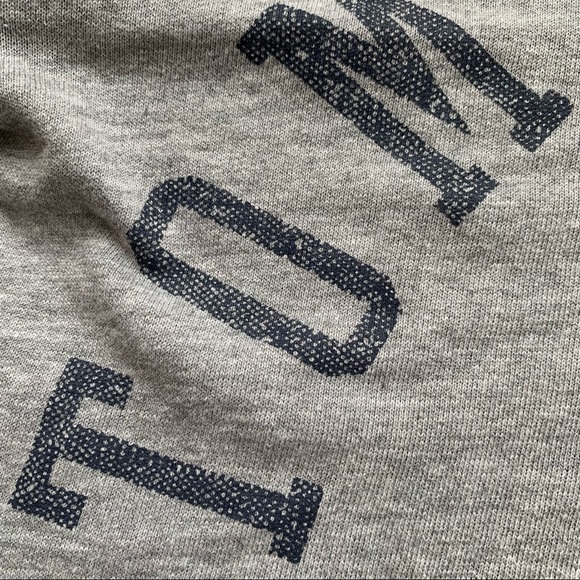 Tommy Hilfiger Cropped Hoodie - Picture 3 of 6